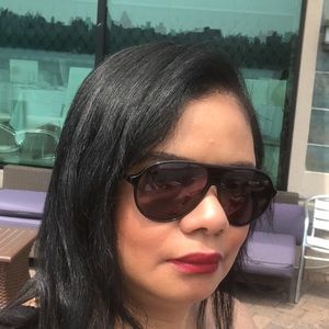 Meet your Posher, Rolanda